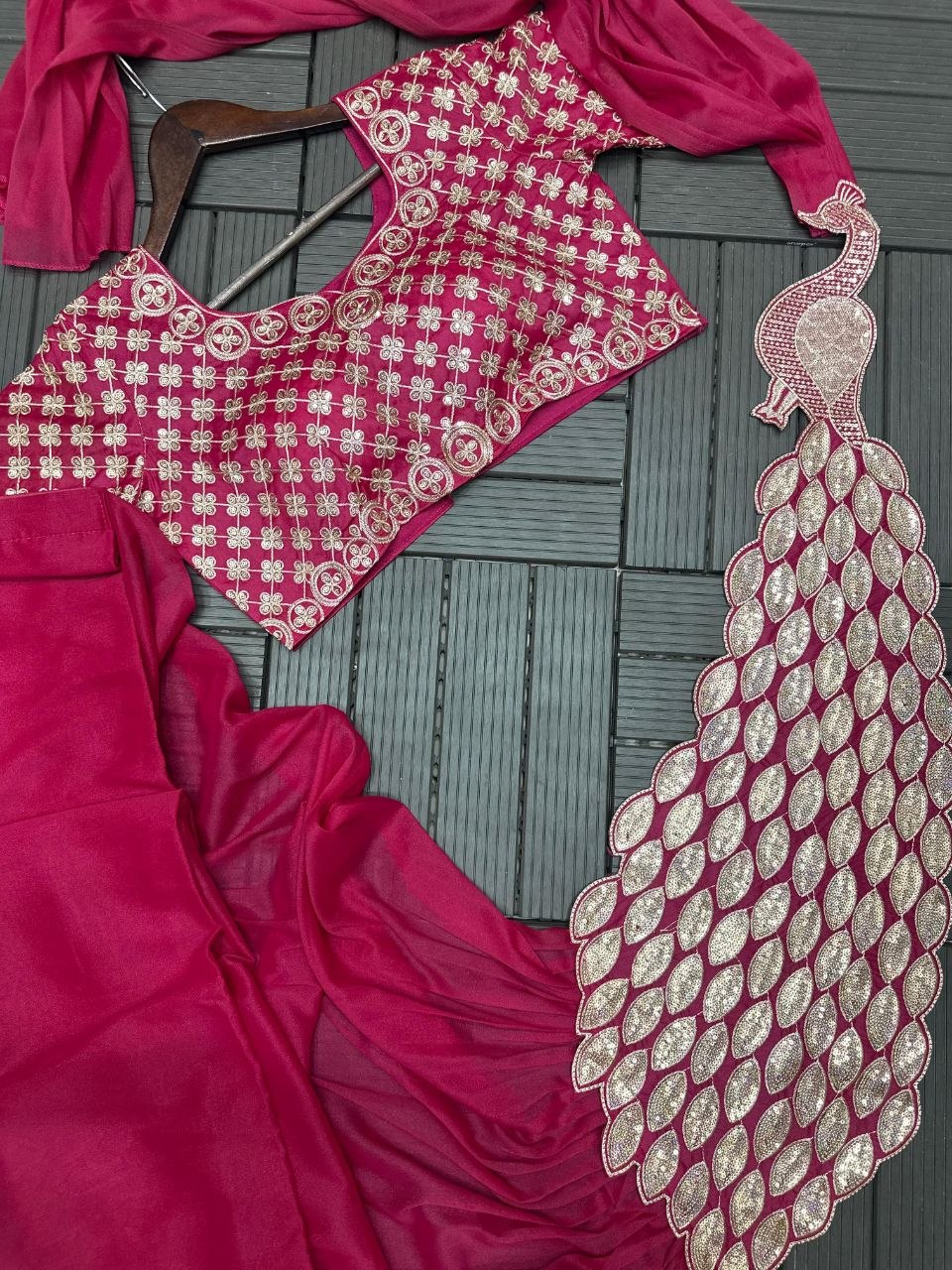 Elegant Ready-to-Wear Star Georgette Saree with Embroidery Sequence Work