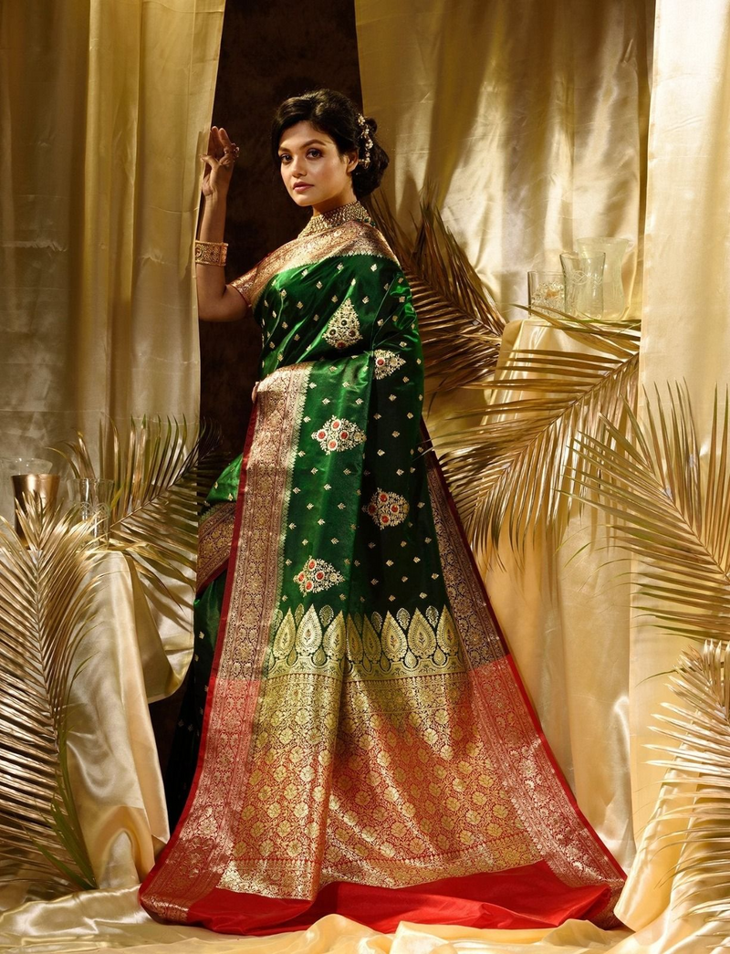 Green Woven Kanjivaram Banarasi Jacquard Sari