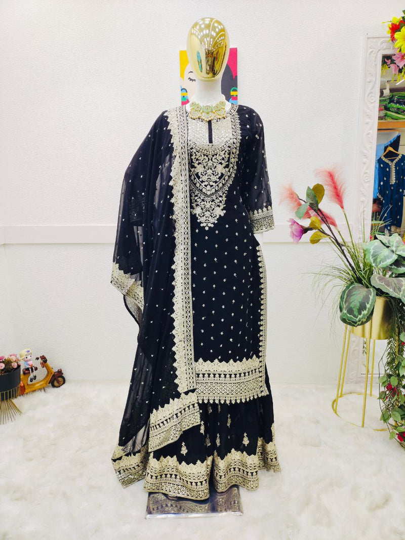 Women’s Ethnic Wear