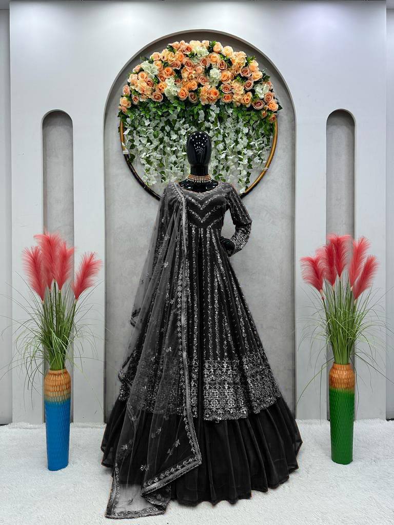 Stunning Top Lehenga with Dupatta – Elegant Party Wear