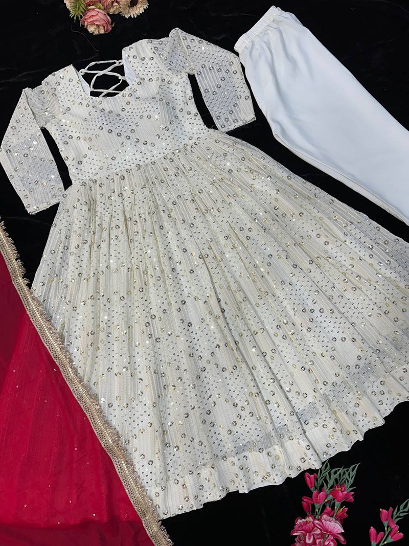 NEW DESIGNER PARTY WEAR GOWN SET