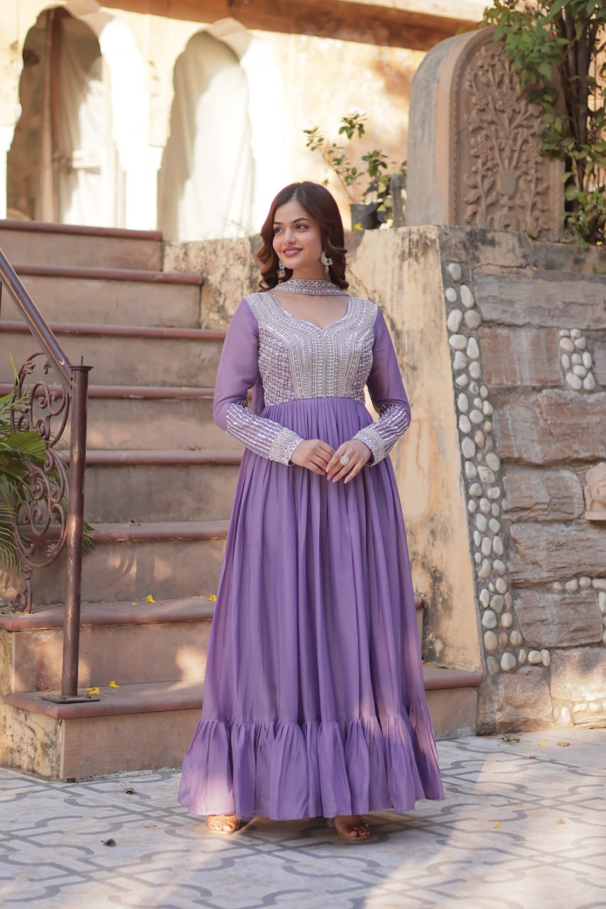 Perfect Partywear Gown with Dupatta – Full Sleeves