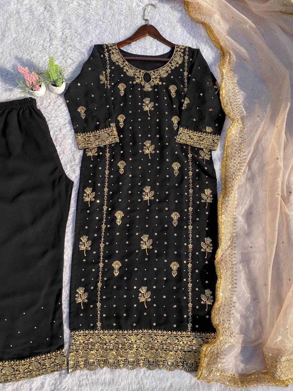 Desirable Fancy Faux Georgette Set