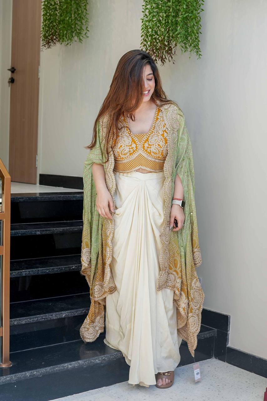 EXCLUSIVE THREE PIECE WESTERN OUTFIT FOR DESIGNER LOOK