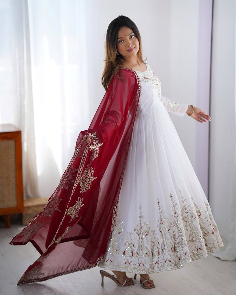 Heavy Designer Party Wear Gown with Dupatta – Multy Thread Embroidery & Sequence Work