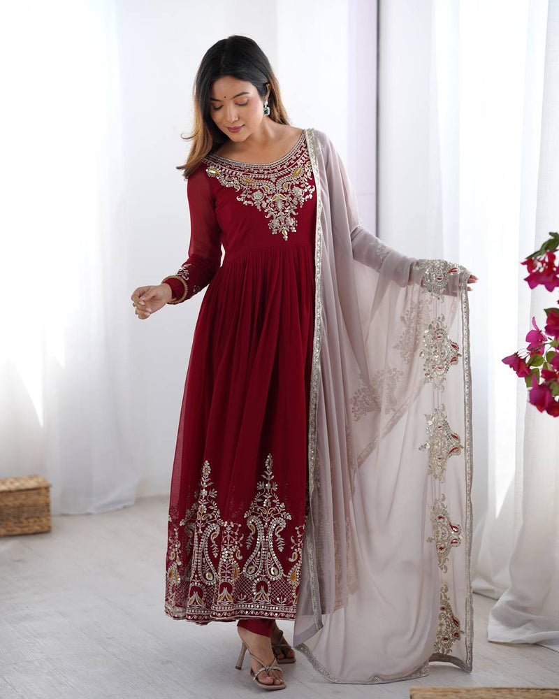 Heavy Designer Party Wear Gown with Dupatta – Multy Thread Embroidery & Sequence Work