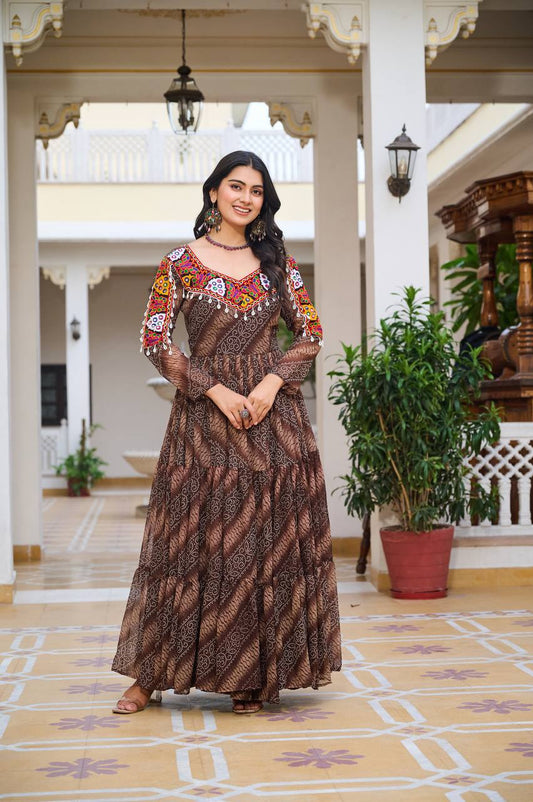 Navratri Special 9 Meter Gamathi Work Gown