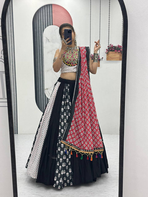 Big Flair Navratri Special Lehenga Choli – 8 Meter Grand Flair!