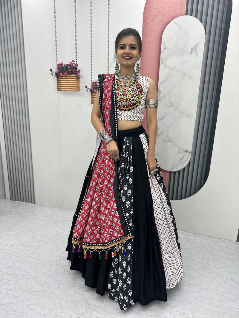 Big Flair Navratri Special Lehenga Choli – 8 Meter Grand Flair!