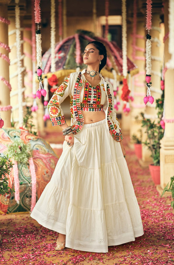 Twirl in Tradition – Navratri Special