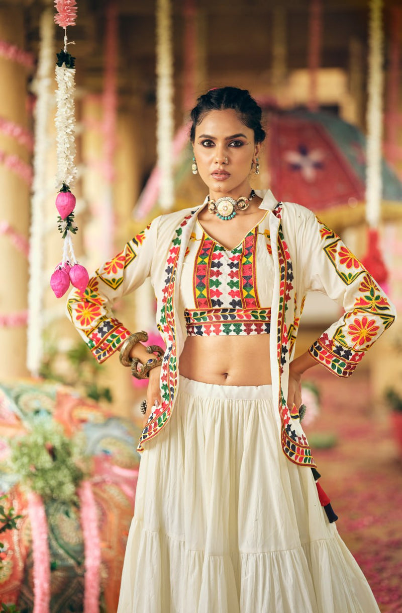 Twirl in Tradition – Navratri Special
