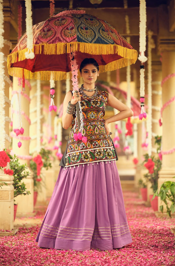 "Pehnava Jo Virasat Ban Jaye" – Premium Designer Lehenga Choli Set