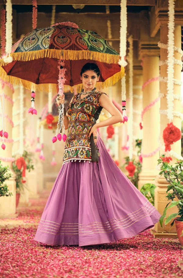 "Pehnava Jo Virasat Ban Jaye" – Premium Designer Lehenga Choli Set