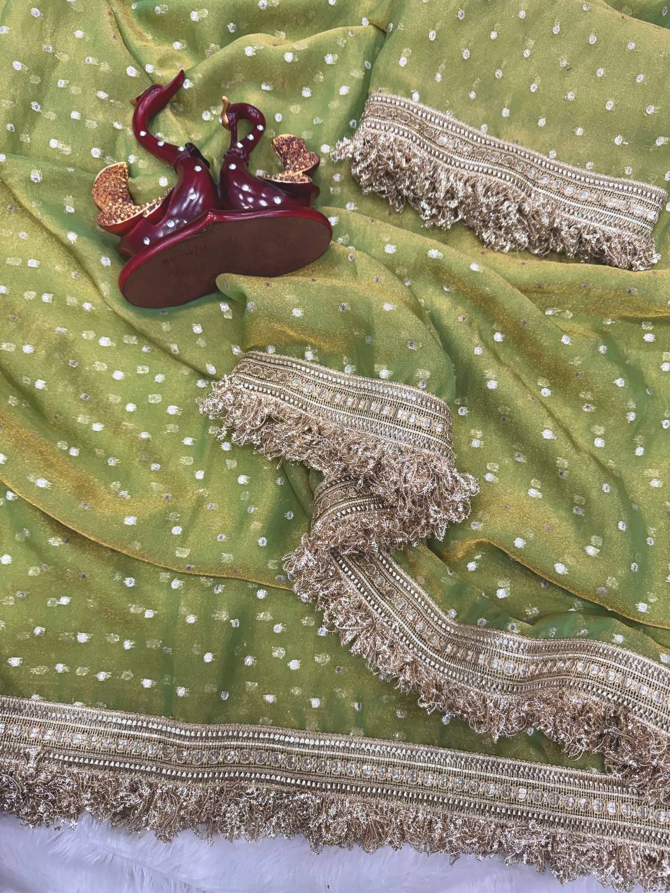 Moss Silk Jacquard Butti Designer Saree with Fancy Lace Border – Elegant Party & Festive Wear Saree with Blouse