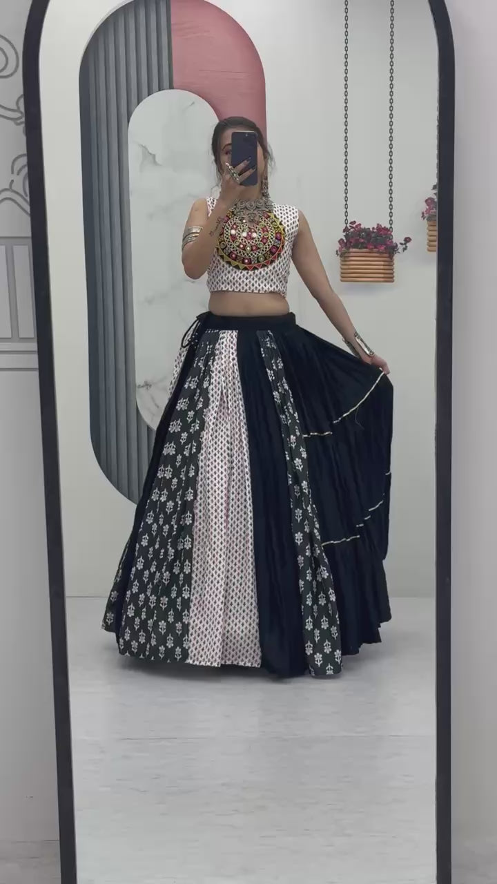 Big Flair Navratri Special Lehenga Choli – 8 Meter Grand Flair!